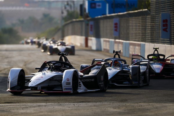 Formula E Riad: Lotterer, attacco frenato dai dubbi sulla carica