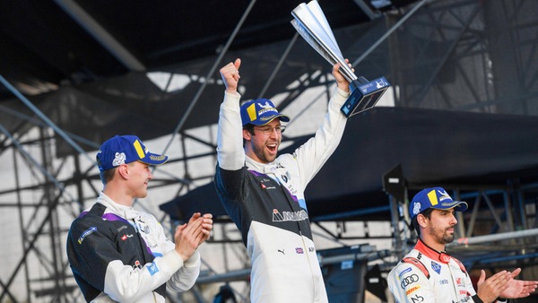 Formula E, Gara 2: colpo di scena, Guenther perde il podio dell'ePrix Riad