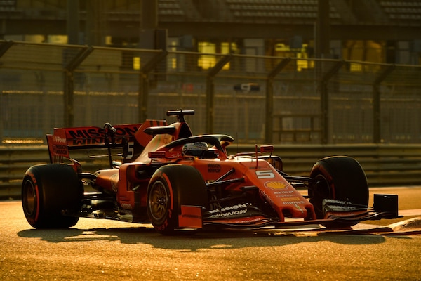Vettel, test Abu Dhabi: confronto tra le gomme molto utile