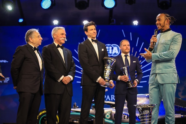 F1 2021, Hamilton a Wolff: 'A volte cambiare è positivo'