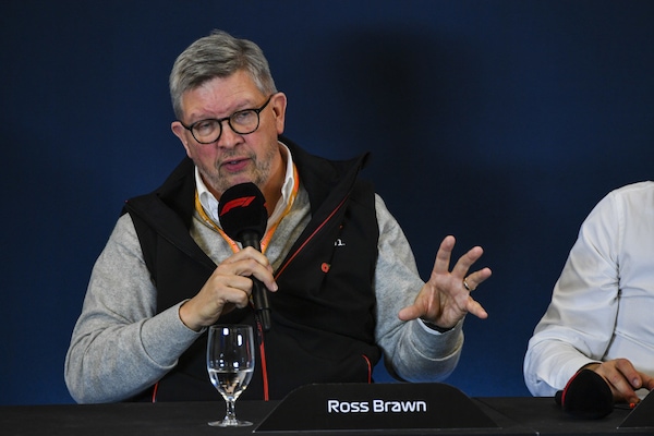 F1: Brawn non condivide la scelta dei team sulle Pirelli 2020