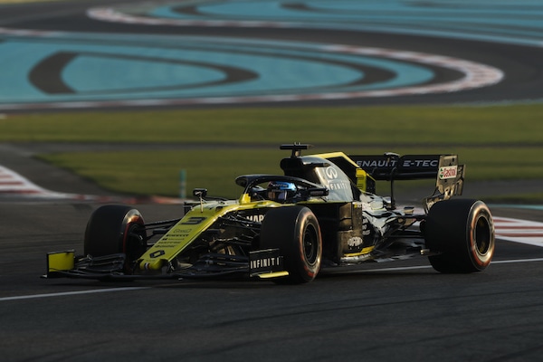 F1: Ricciardo, continuare in Renault l'opzione più semplice