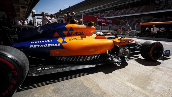 McLaren, la prima accensione della nuova PU Renault