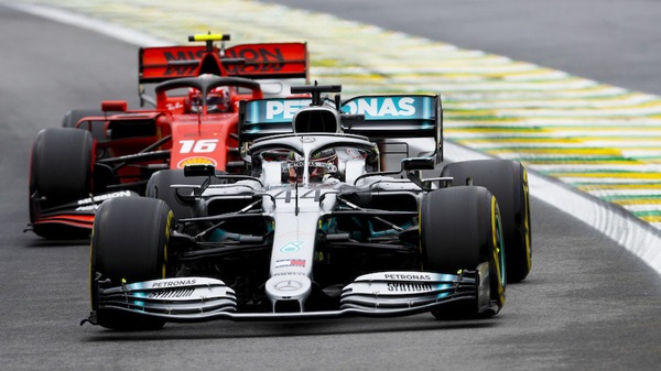 Horner, Hamilton non ha motivo di cambiare squadra