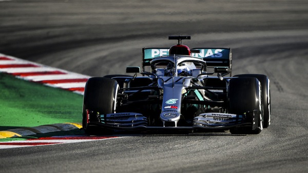 Test Barcellona 3: Bottas spinge, Vettel fermato dal motore