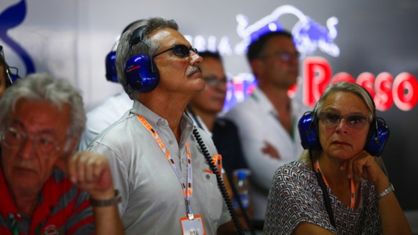 F1, Theissen: "Rischio fuga dei costruttori"