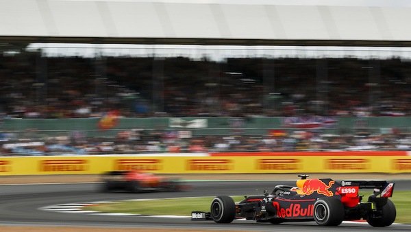 F1, Silverstone e coronavirus: Johnson annuncia la quarantena in ingresso