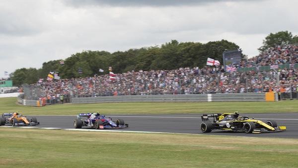 GP Silverstone, superato l'isolamento resta il nodo finanziario