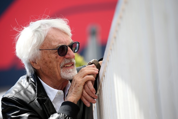 Ecclestone: "Hamilton può vincere per altri 10 anni. Vettel? Anno sabbatico"