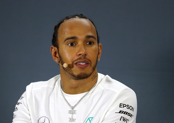 Hamilton, solidarietà per George Floyd: "No razzismo, siamo nati tutti uguali!"