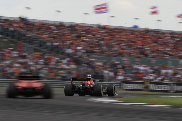 GP a porte chiuse? Silverstone pensa ai cartonati