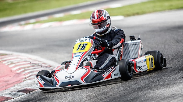 Leclerc sui kart a Lonato, il cameracar