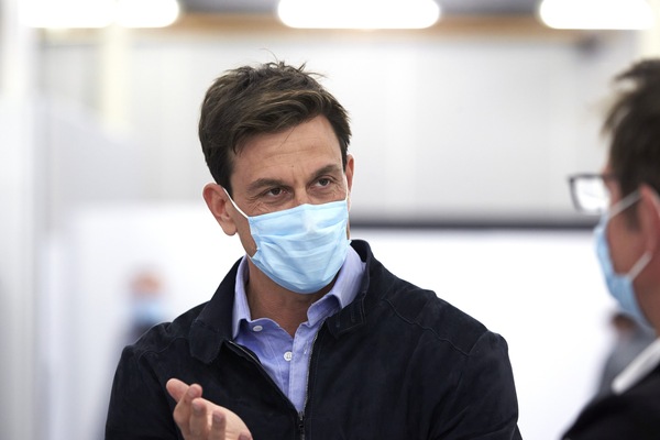 Toto Wolff ha vinto il mondiale della serietà
