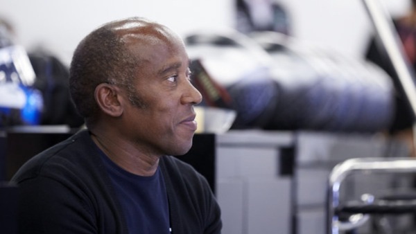 Hamilton in ginocchio in Austria? Il padre: "Spero lo faccia tutta la F1"