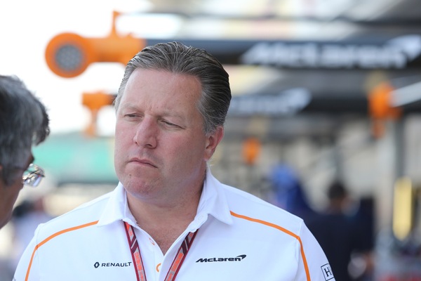 Brown: "Ricciardo pilota da titolo"