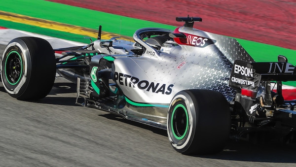 GP Austria, Mercedes intenzionata a provare il DAS