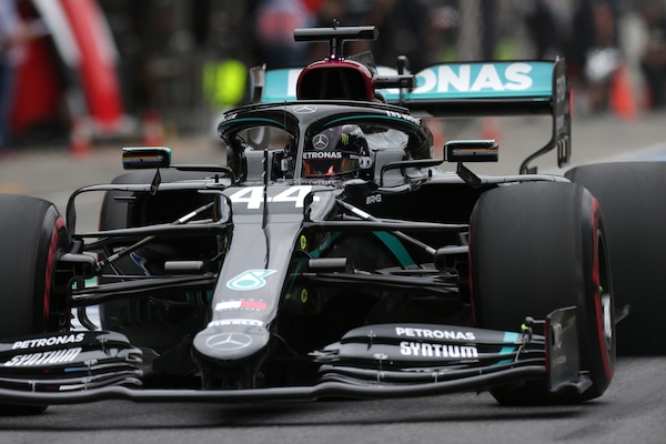 Gp Austria, FP1: Mercedes davanti a tutti