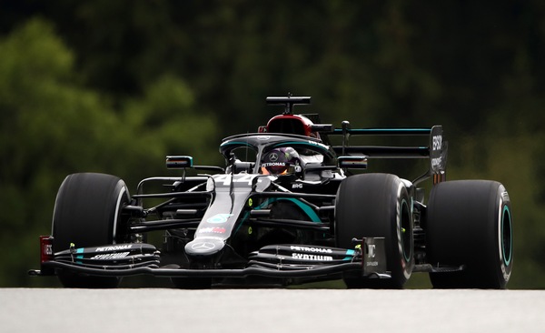 Gp Austria, FP2: Mercedes ancora davanti a tutti, Perez è 3°