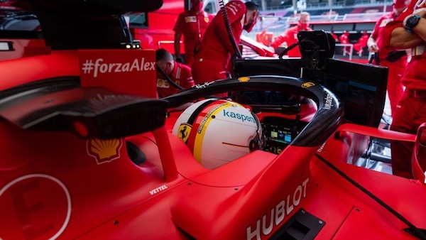 Gp Austria, Vettel sul casco #blacklivesmatter contro le disuguaglianze