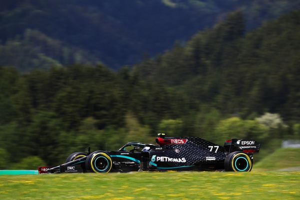 Gp Austria, Fp3: Hamilton e Bottas davanti, Latifi a muro VIDEO