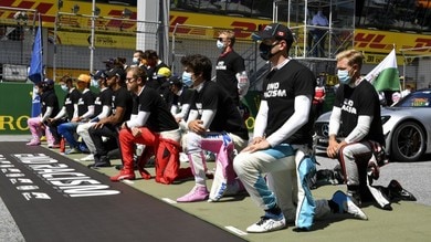 GP Austria, piloti F1 contro il razzismo FOTO