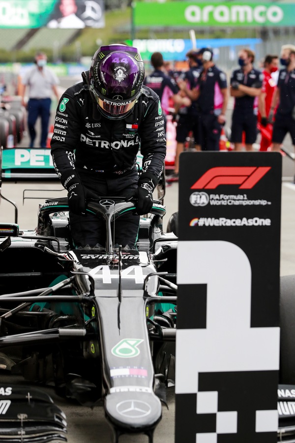 F1, Gp Ungheria: record e pole n.90 per Hamilton sull'Hungaroring FOTO