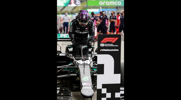 F1, Gp Ungheria: record e pole n.90 per Hamilton sull'Hungaroring FOTO
