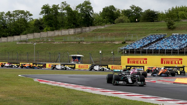 GP Ungheria, Bottas: 'Distratto dal display'