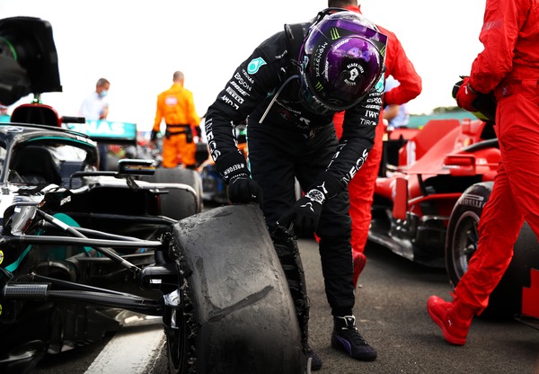 Gp Gran Bretagna, Hamilton: "Avevo il cuore in gola!"