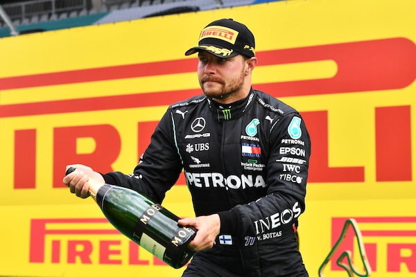 Formula 1, Bottas rinnova con Mercedes fino al 2021