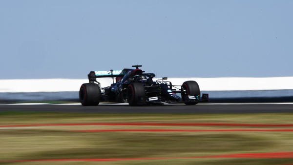 Gp 70° anniversario, Fp1: Mercedes davanti, Leclerc 5° e Vettel 7°