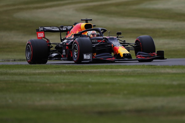 Gp 70° anniversario, Verstappen: "Impossibile fare un solo pit-stop"