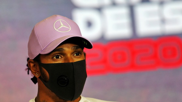 GP Spagna, Hamilton: "Stessa mappatura? Vogliono rallentarci"