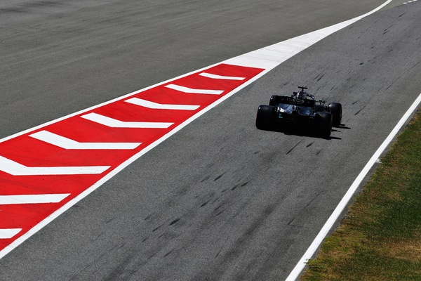 Gp Spagna, Fp3: svetta Hamilton, Leclerc 6° e Vettel 12°