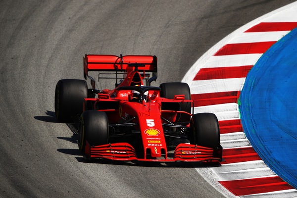 Gp Spagna, Vettel: "L'azzardo ha pagato, ma eravamo da 10° posto"