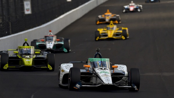 Indy 500, Alonso vede il traguardo non il risultato