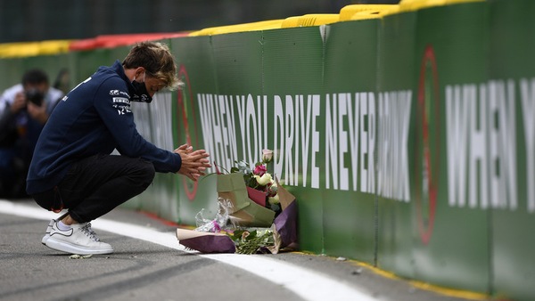 F1, Gasly e Correa: l'omaggio floreale ad Anthoine Hubert FOTO