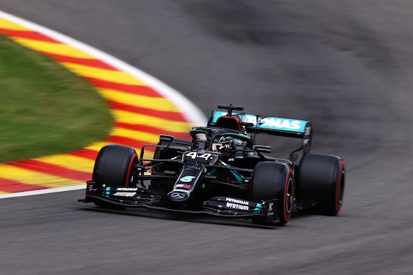 Gp Belgio, Hamilton: pole, record e una dedica speciale per Boseman