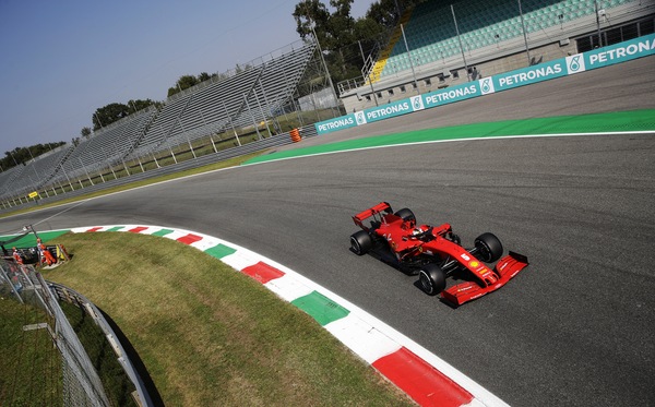 GP Italia, Vettel: "La SF1000 non vai in rettilineo e in curva"