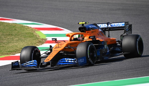 GP Toscana, McLaren prova un musetto in stile Mercedes