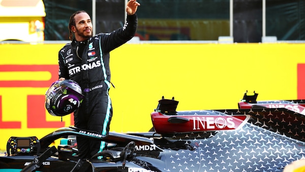 Gp Toscana: Hamilton come la paura, 90! Leclerc è 8°, Vettel 10°