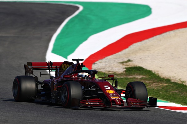 Gp Toscana, Vettel: "Non siamo veloci per tanti motivi"