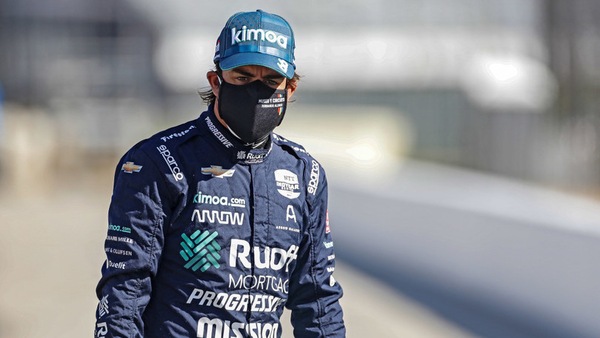 Alonso, Renault prova ad anticipare il rientro in F1