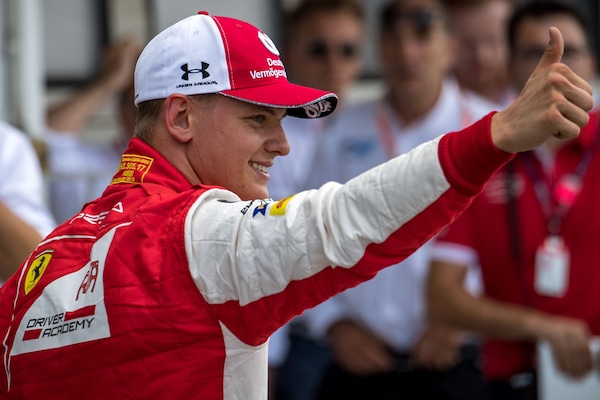 F2, GP Russia, gara-1: Mick Schumacher trionfa ed allunga in classifica