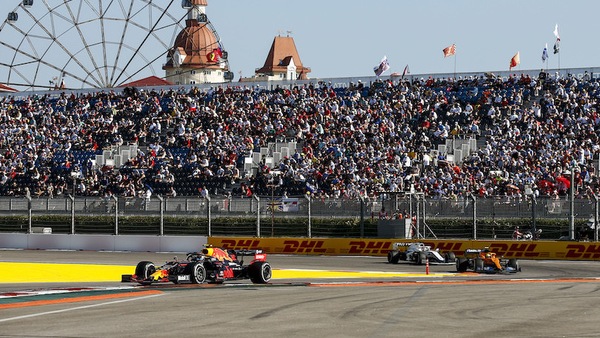 GP Russia, piloti critici: curva 2 è disegnata male