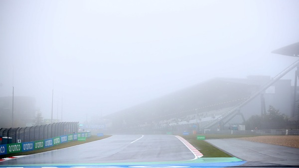 GP Eifel, Fp1: troppa nebbia, debutto rimandato per Schumi jr e Ilott