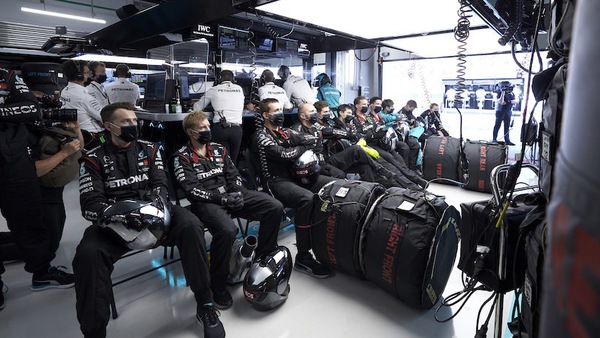 GP Eifel, Mercedes: altro positivo al coronavirus, in 6 sostituiti al Nurburgring