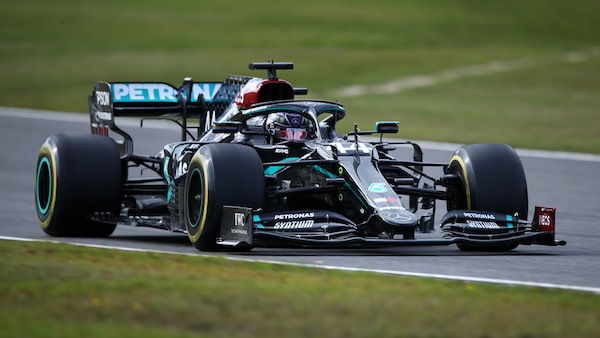 GP Eifel, Hamilton fa 91 e pareggia Schumi! Leclerc è 7°, Vettel 11°