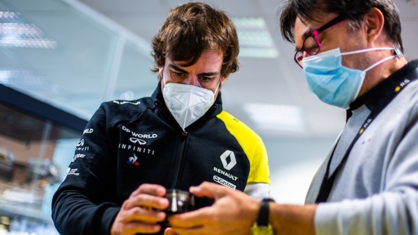 Alonso in pista a Barcellona, primo test con Renault