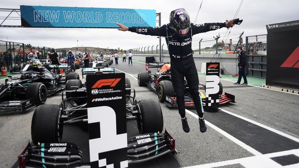 GP Portogallo, Hamilton: "Faccio fatica a trovare le parole"